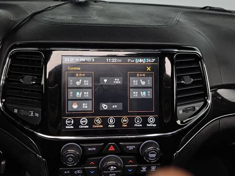 Jeep Grand cherokee ОЧАКВАН ВНОС Overland 57К км. ВИДЕО, снимка 14 - Автомобили и джипове - 54059190