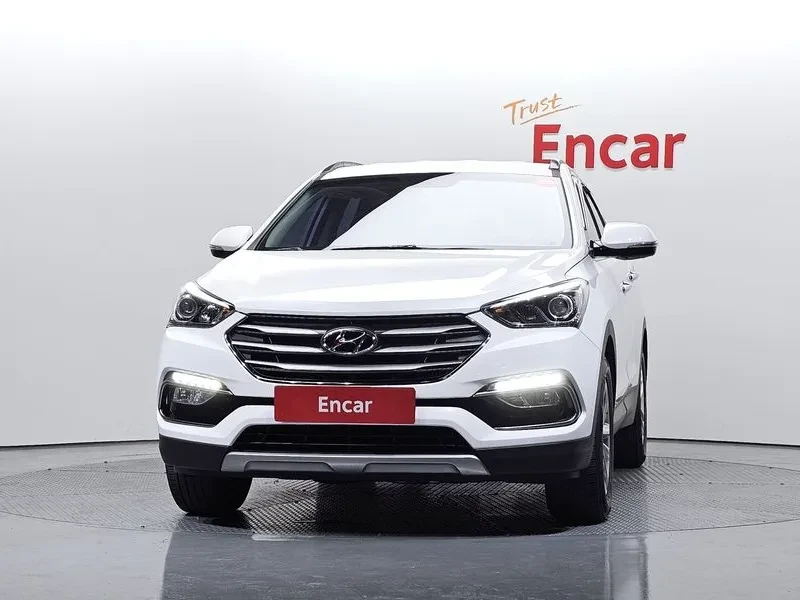 Hyundai Santa fe 2.0, снимка 3 - Автомобили и джипове - 54256604