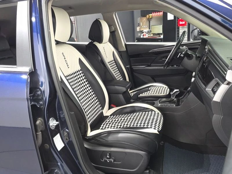 SsangYong Korando 1.6 673910 Automatic, снимка 11 - Автомобили и джипове - 55749609