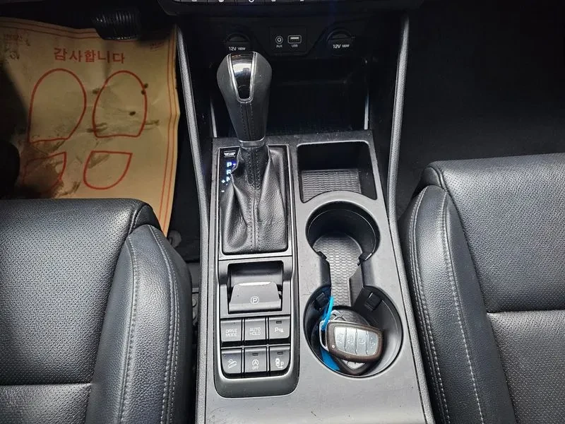 Hyundai Tucson 2.0 - САМО 30% АВАНС, снимка 17 - Автомобили и джипове - 56065932