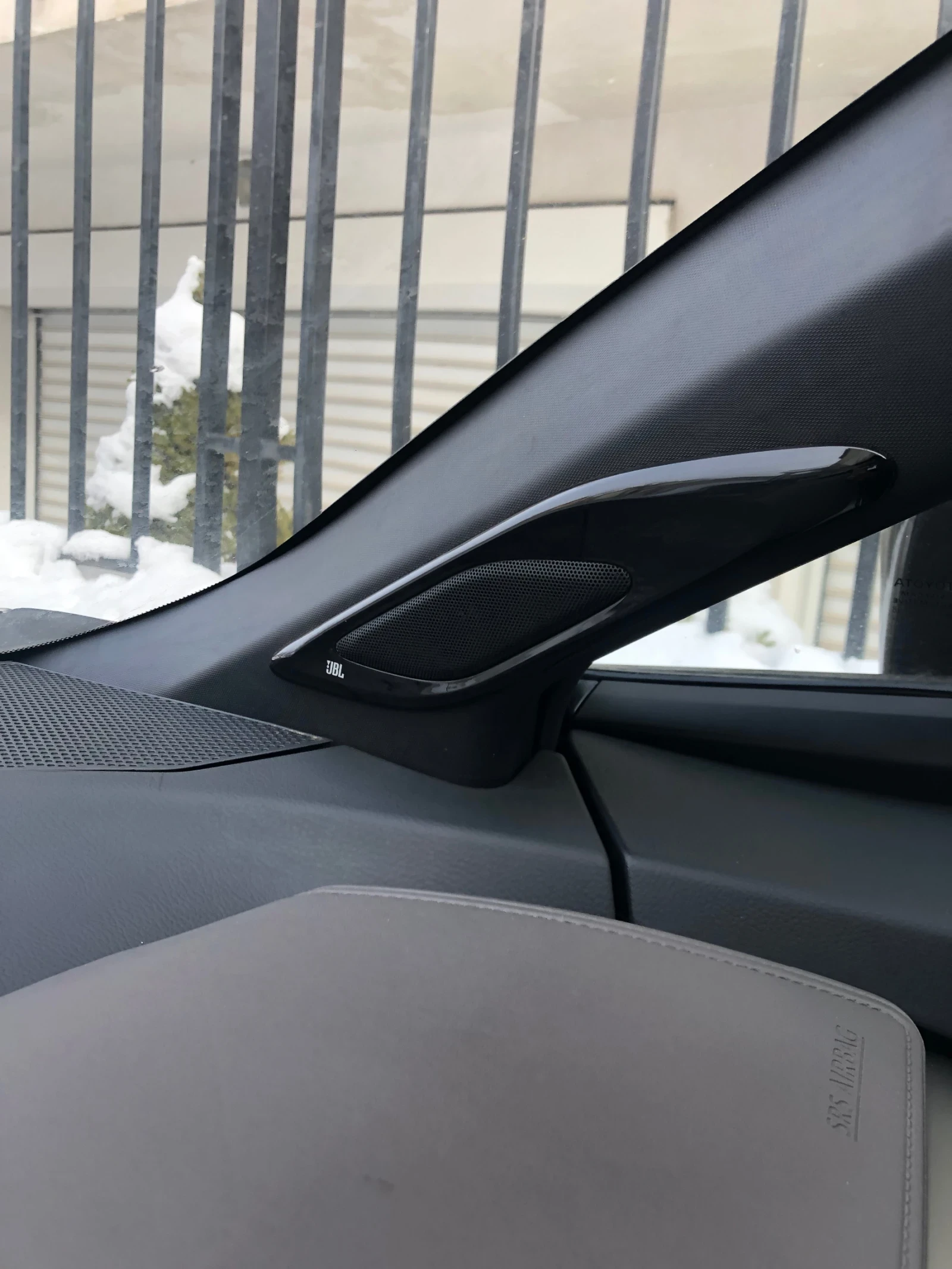 Toyota C-HR  - изображение 7
