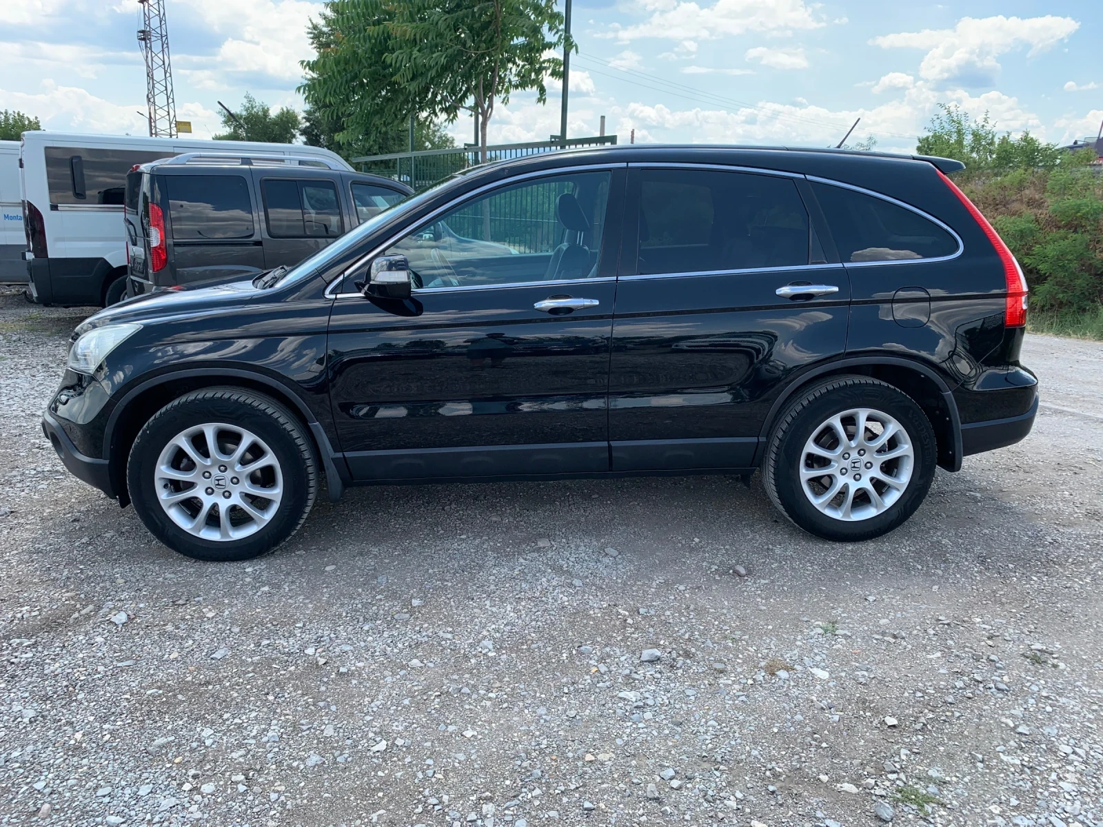 Honda Cr-v 2.0-EXECUTIVE-AUTOMAT-1Г-ГАРАНЦИЯ - изображение 2
