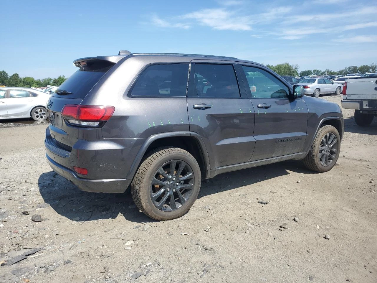 Jeep Grand cherokee LAREDO X* Подгрев* М.Точка* 8ZF* LED* CarPlay*  - изображение 4