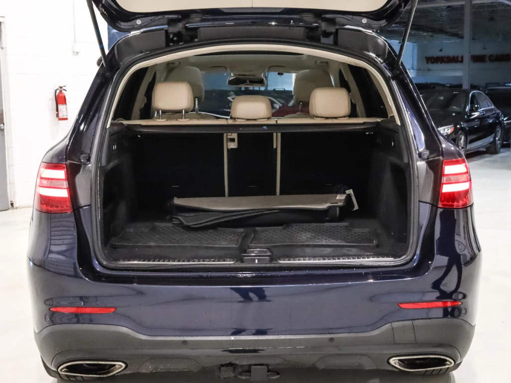 Mercedes-Benz GLC 300 4Matic / PREMIUM PLUS / BURMESTER / PANO / 360 - изображение 10