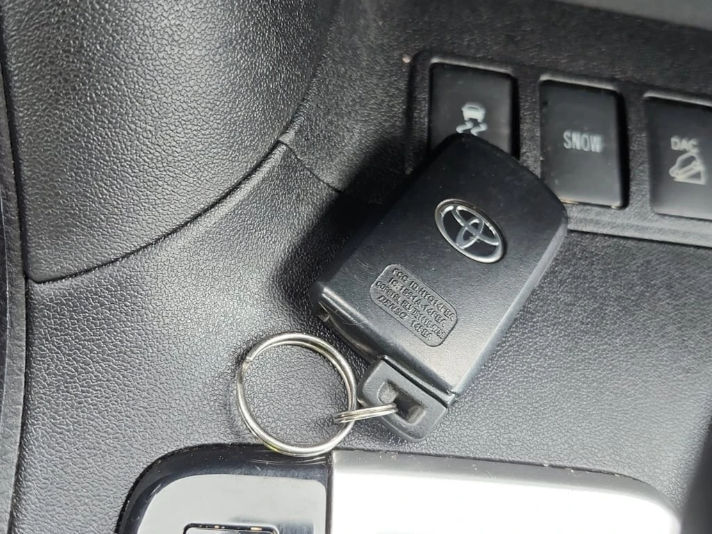 Toyota Highlander * XLE * CARFAX * БЕЗ ПЪРВОНАЧАЛНА ВНОСКА - изображение 8