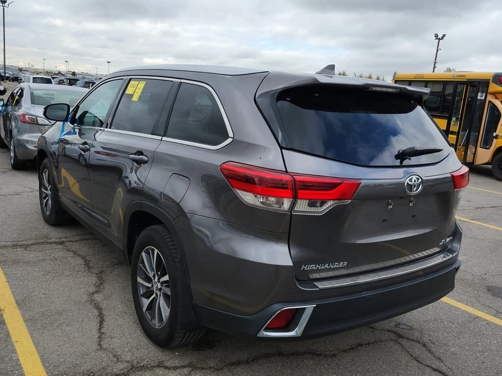 Toyota Highlander * XLE * CARFAX * БЕЗ ПЪРВОНАЧАЛНА ВНОСКА - изображение 4