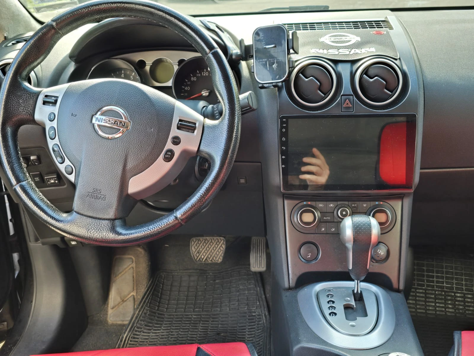 Nissan Qashqai, снимка 8 - Автомобили и джипове - 54671755