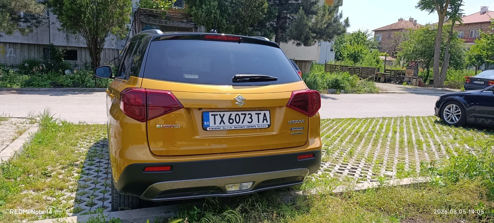 Suzuki Vitara Hybrid, снимка 12 - Автомобили и джипове - 54867448