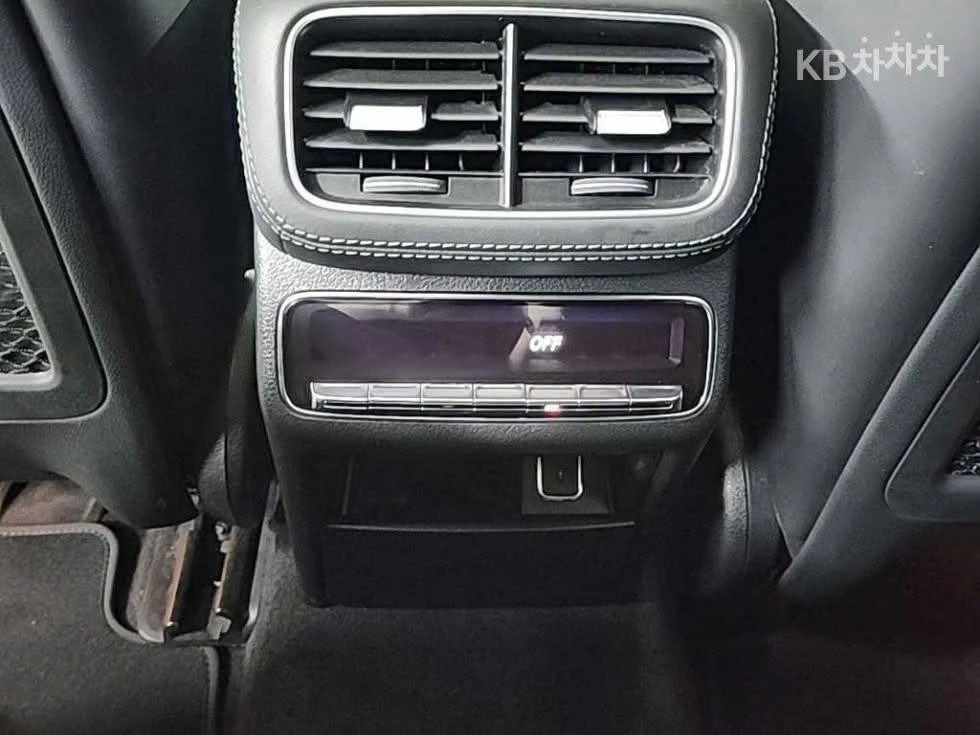 Mercedes-Benz GLE 53 4MATIC COUPE, снимка 13 - Автомобили и джипове - 55425257