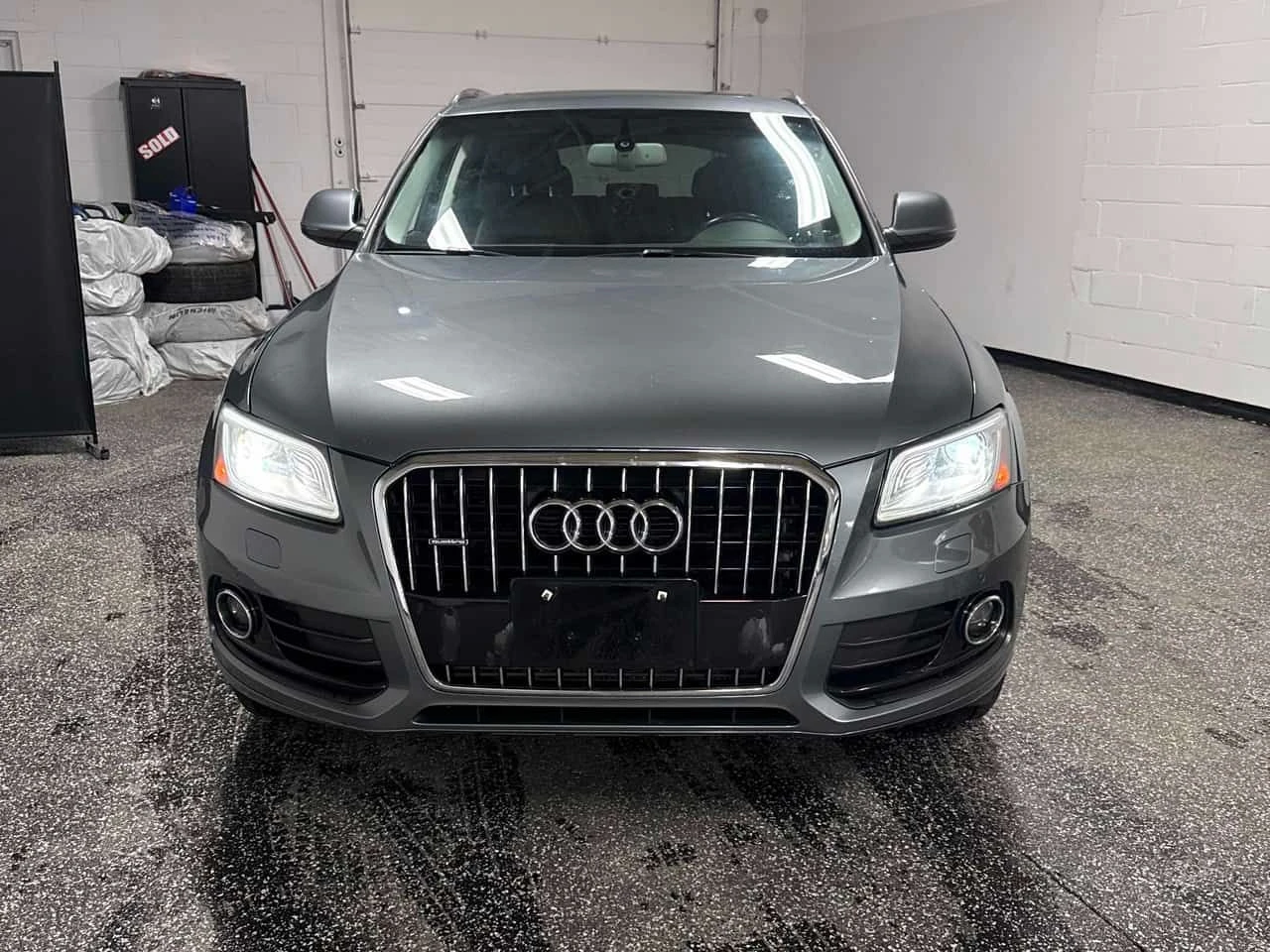 Audi Q5  2.0L Technik / КОЖА / ПАНОРАМА / ЗАДНА КАМЕРА , снимка 3 - Автомобили и джипове - 55615225