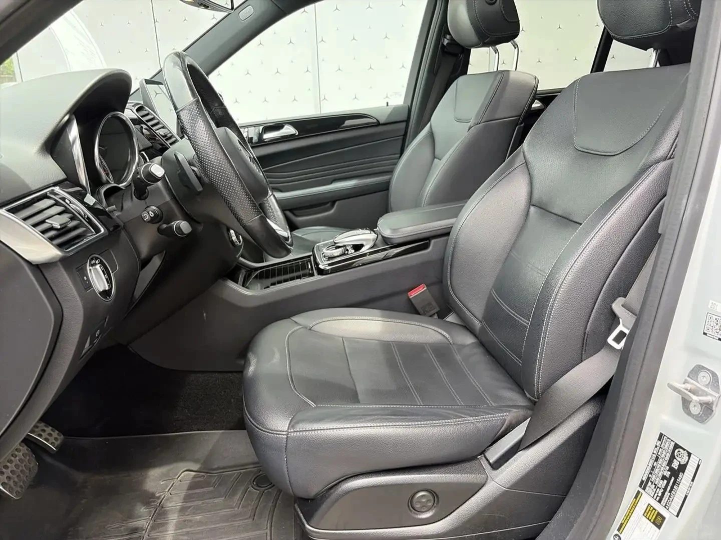 Mercedes-Benz GLE 43 AMG PREMIUM PKG ЦЕНА ДО БЪЛГАРИЯ АВТОКРЕДИТ, снимка 8 - Автомобили и джипове - 55889173