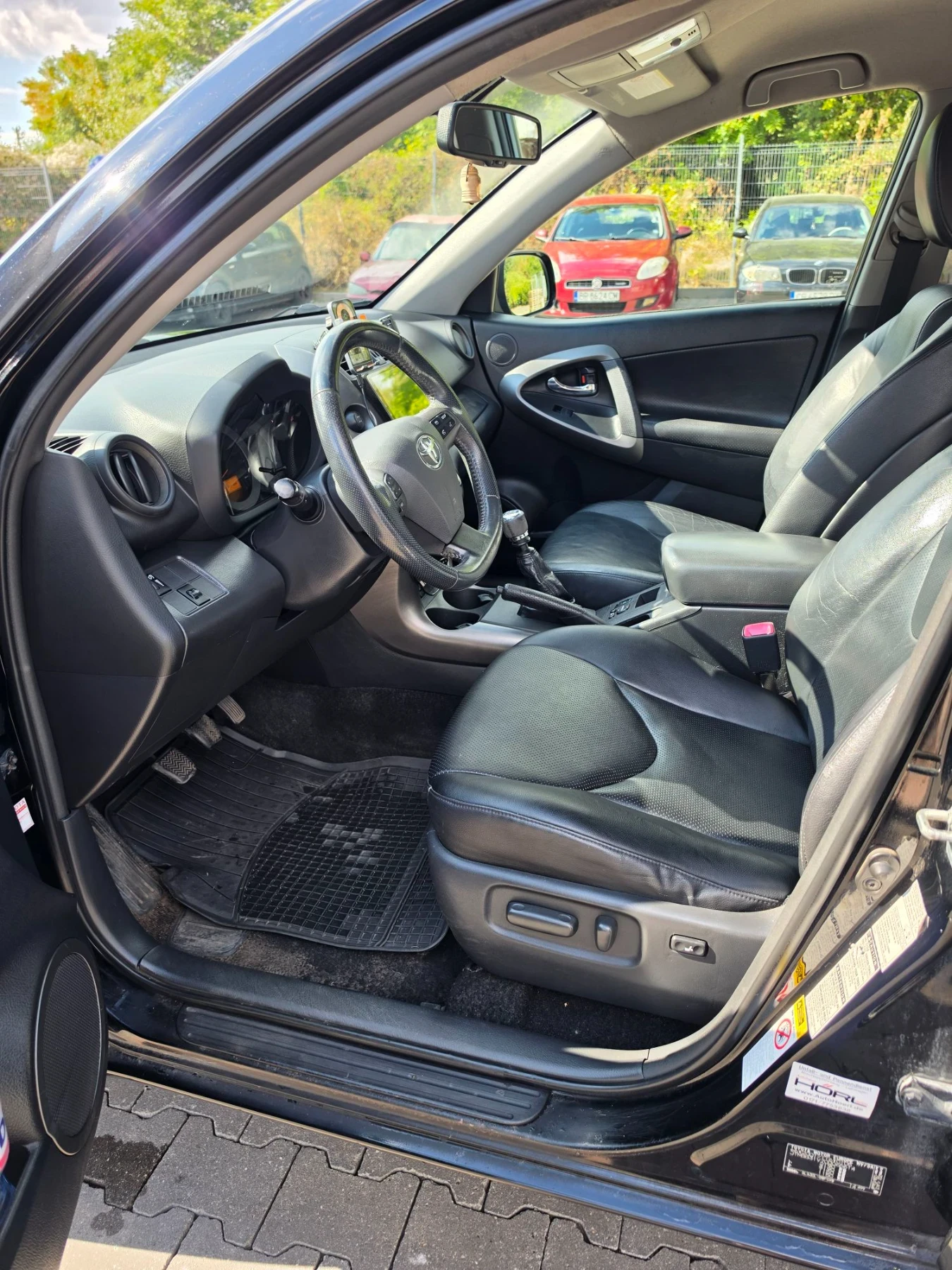 Toyota Rav4 2.2 D-CAT , снимка 5 - Автомобили и джипове - 56365297