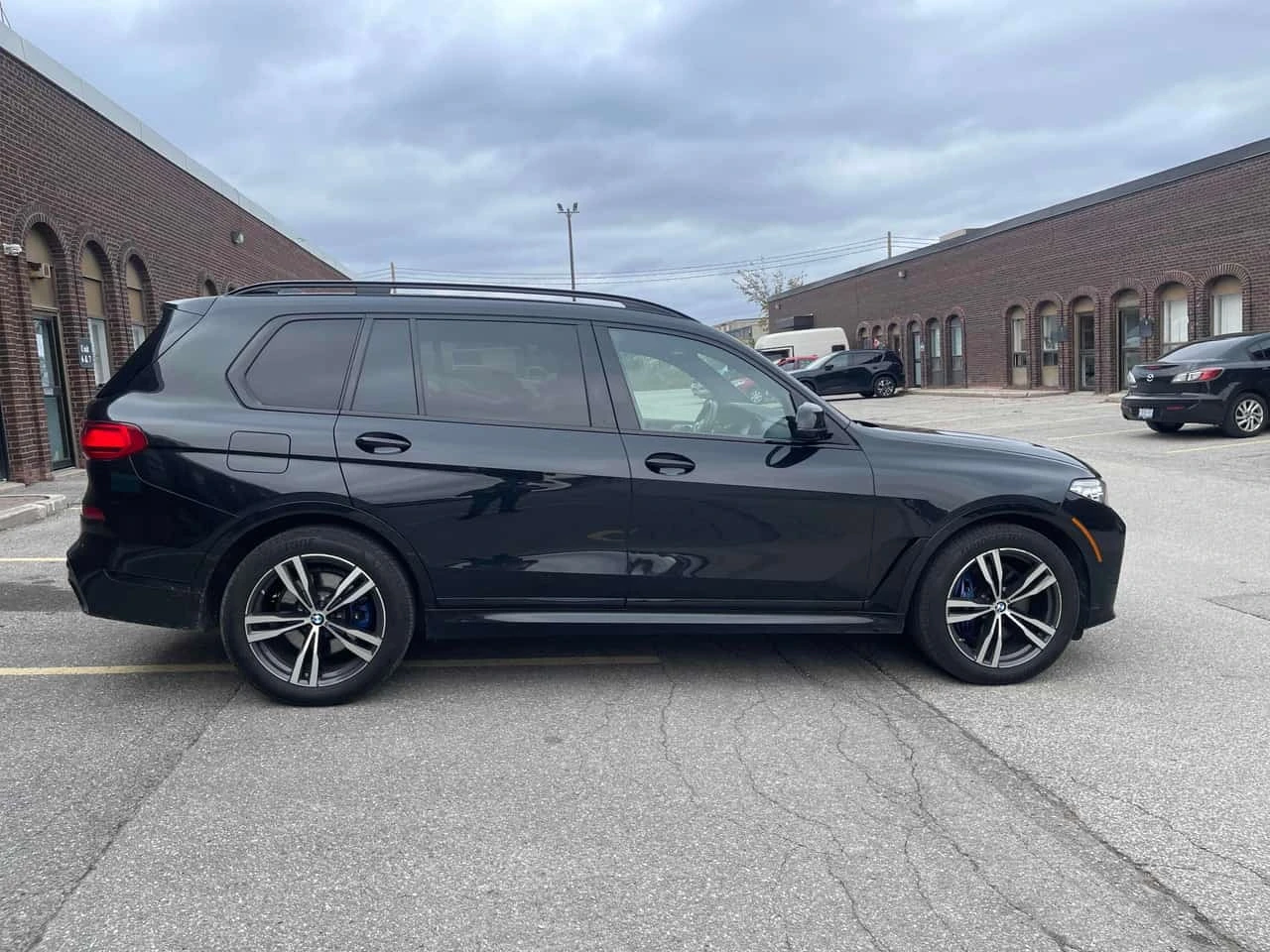 BMW X7 * xDrive40i * CARFAX * ����� �� ����������� | Mobile.bg � ����������� 3