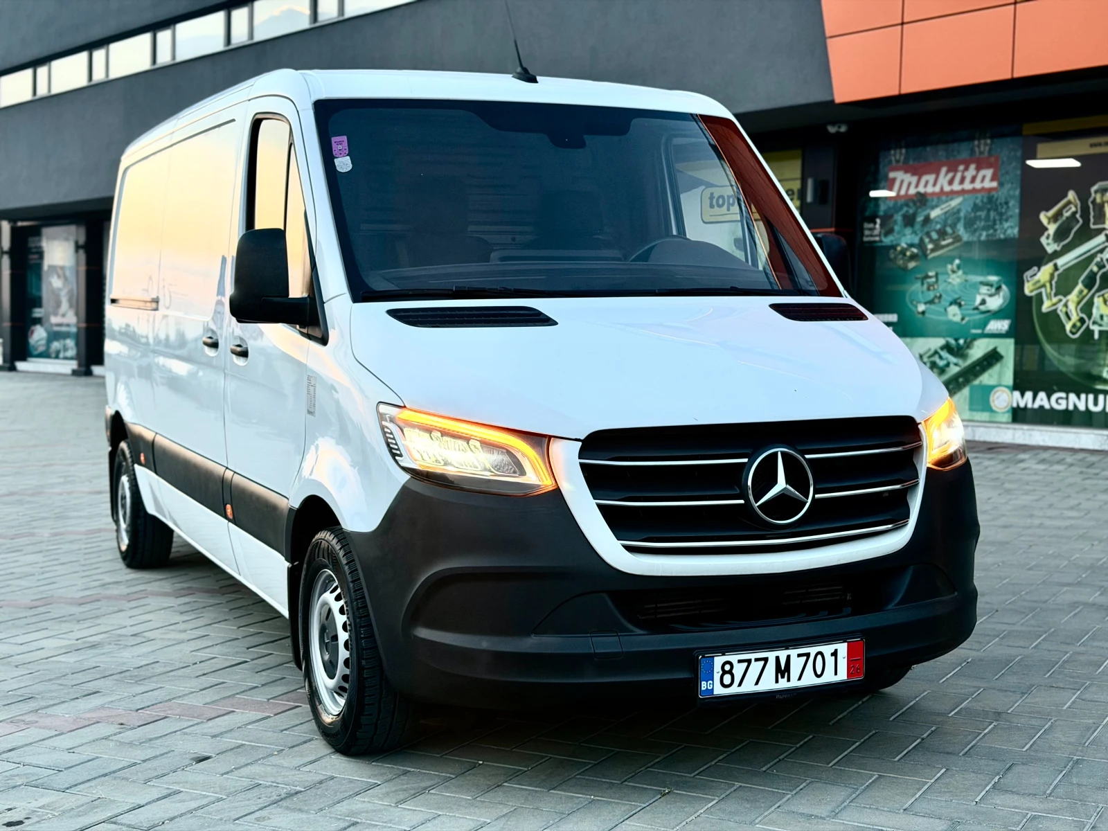 Mercedes-Benz Sprinter ОМ651!LED!Реални КМ! СРЕДНА БАЗА