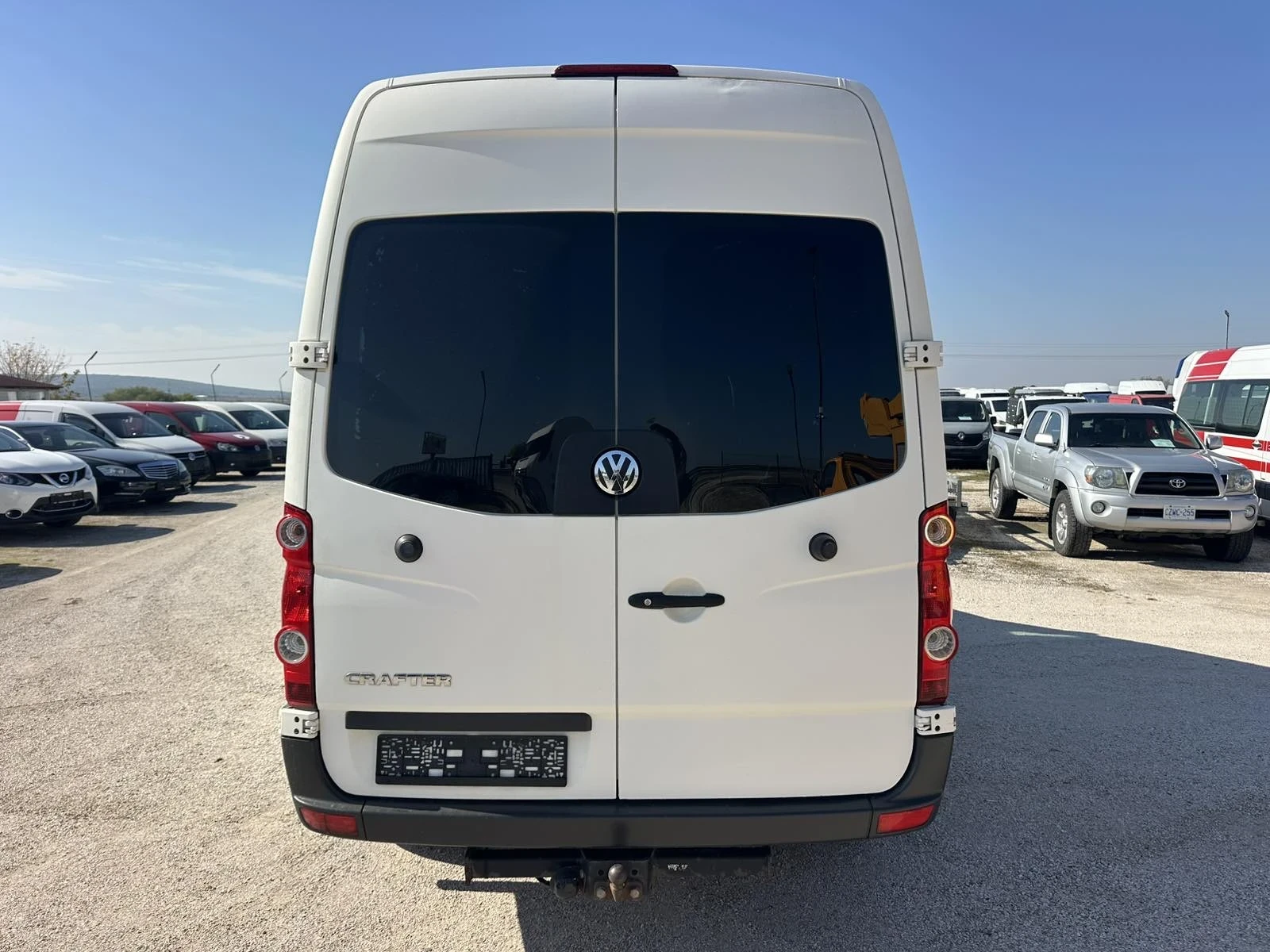 VW Crafter, снимка 6 - Бусове и автобуси - 56600960