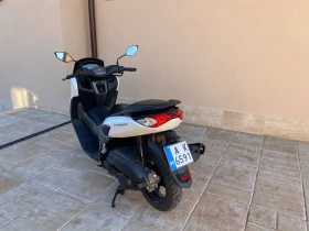 Yamaha NMAX Скутер, снимка 3