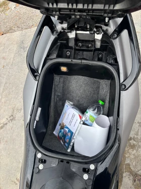 Обява за продажба на Yamaha T-max XP 500 2008 Реални километри!!! ~8 200 лв. - изображение 8 | Auto.bg Обява за продажба на Yamaha T-max XP 500 2008 Реални километри!!! ~8 200 лв. - изображение 8