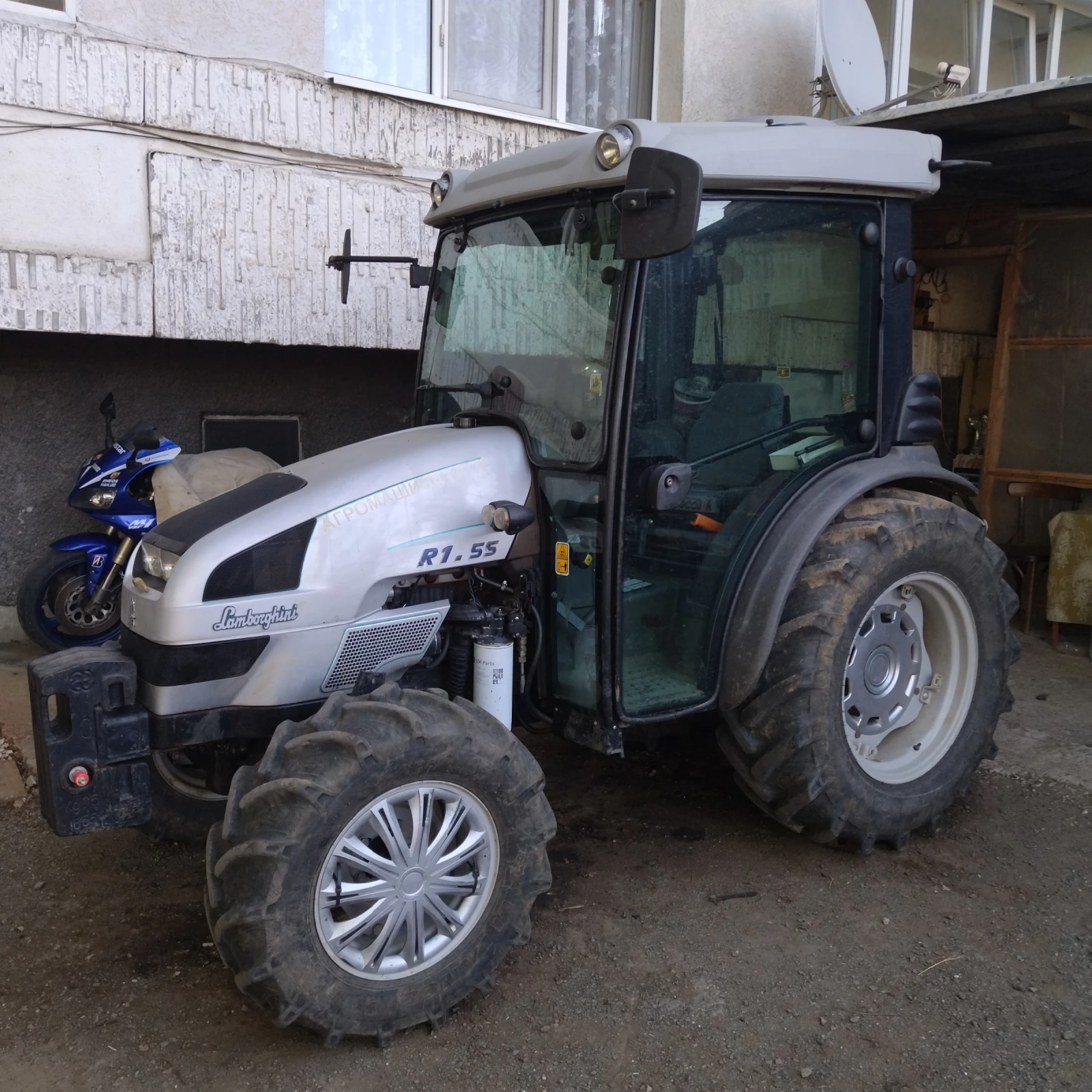 Трактор Lamborghini R1.55 - изображение 6