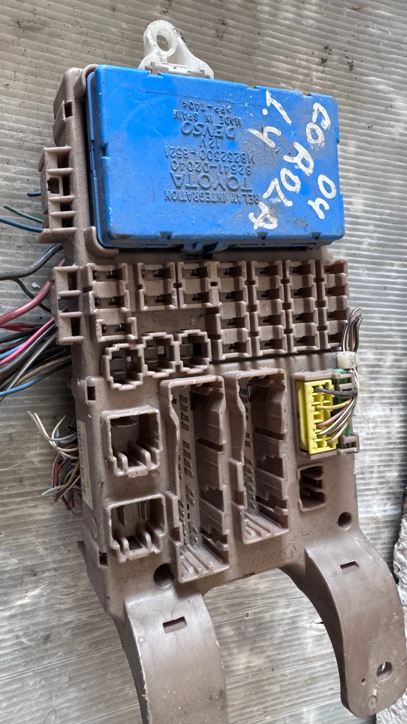 ��������� ����� (������� ����� BSI / BSM ) �� Toyota Corolla - 82641-02040 | Mobile.bg � ����������� 1