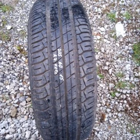 Гуми Летни 205/60R15, снимка 3 - Гуми и джанти - 44951329