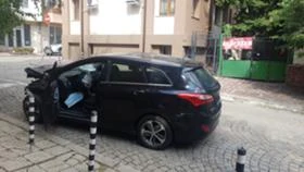 Hyundai I30 Хечбек и комби, снимка 3