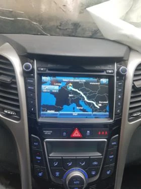 Hyundai I30 Хечбек и комби, снимка 10