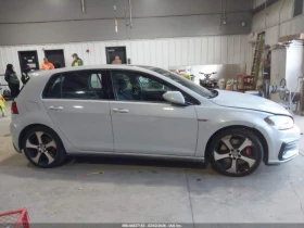 VW Golf  GTI 2.0T, снимка 2