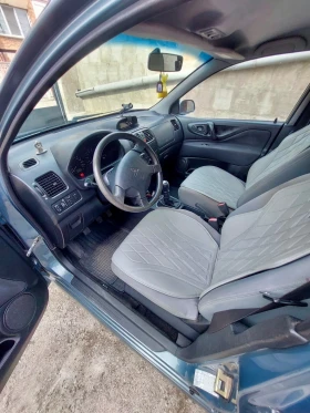 Mitsubishi Space star 1.6 96кс Перфектен, снимка 6