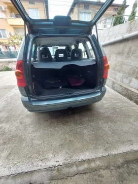Mitsubishi Space star 1.6 96кс Перфектен, снимка 13