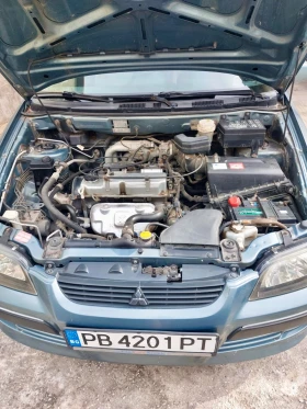 Mitsubishi Space star 1.6 96кс Перфектен, снимка 9
