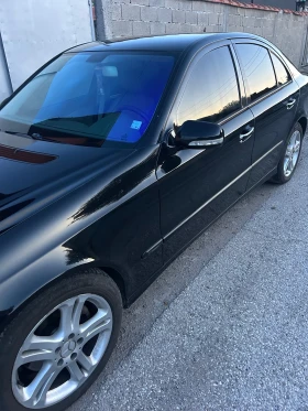 Mercedes-Benz E 280, снимка 2