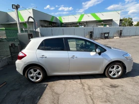 Toyota Auris, снимка 2