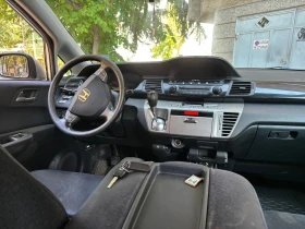 Honda Fr-v, снимка 6