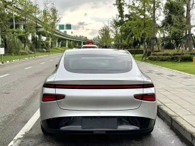 Xpeng P7, снимка 5
