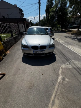     BMW 525