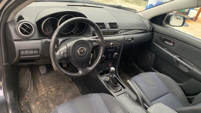 Mazda 3 1.6-дизел, снимка 11 - Автомобили и джипове - 39277850