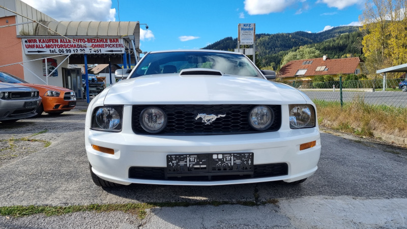 Ford Mustang 4.6 V8  GT, снимка 2 - Автомобили и джипове - 46005169