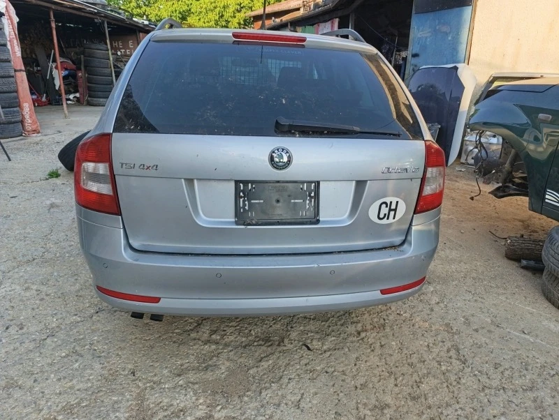 Skoda Octavia 1.8тси 4х4, снимка 12 - Автомобили и джипове - 46668186