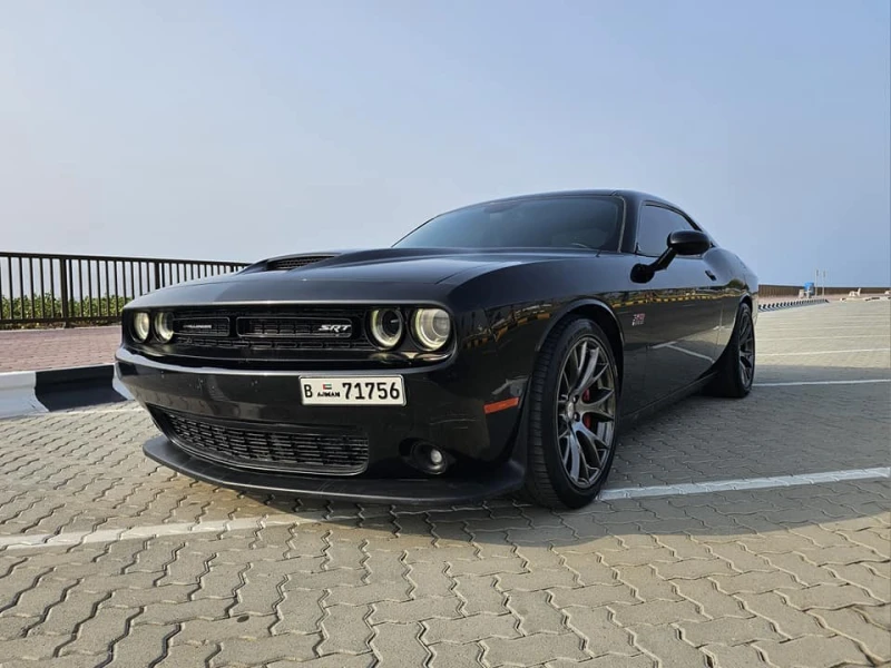 Dodge Challenger SRT, снимка 1 - Автомобили и джипове - 47270578