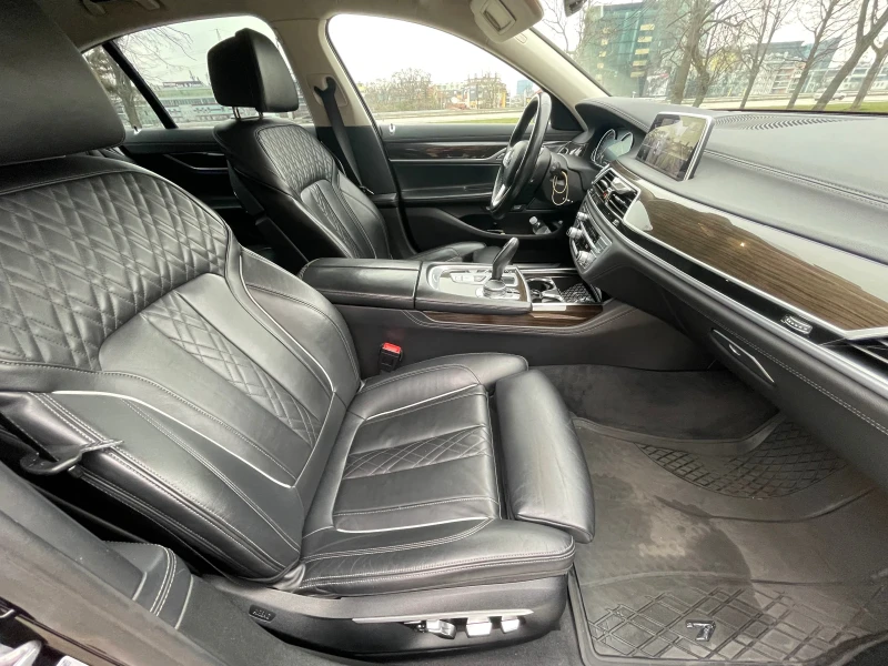 BMW 730 xDrive, снимка 8 - Автомобили и джипове - 48019158