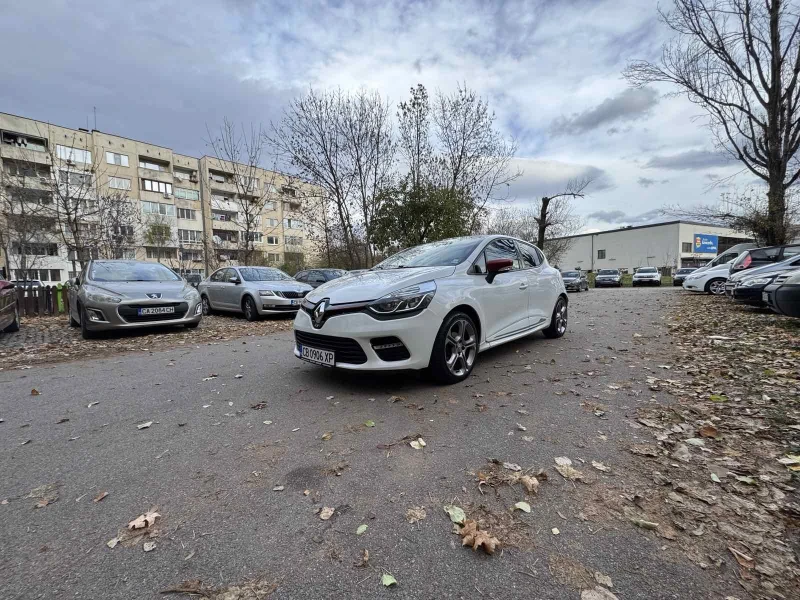 Renault Clio, снимка 1 - Автомобили и джипове - 48112014