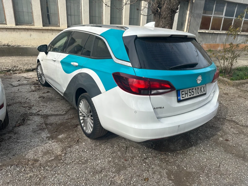 Opel Astra комби, снимка 3 - Автомобили и джипове - 49449403