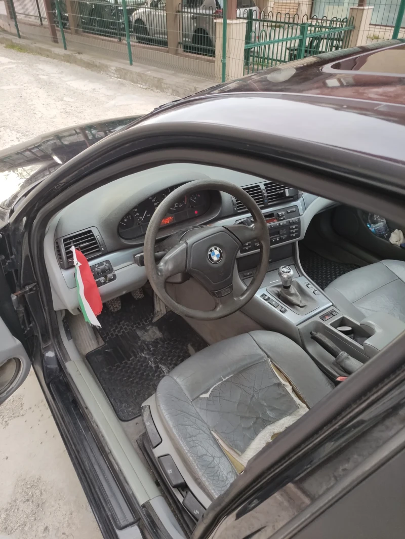 BMW 318, снимка 6 - Автомобили и джипове - 49497739