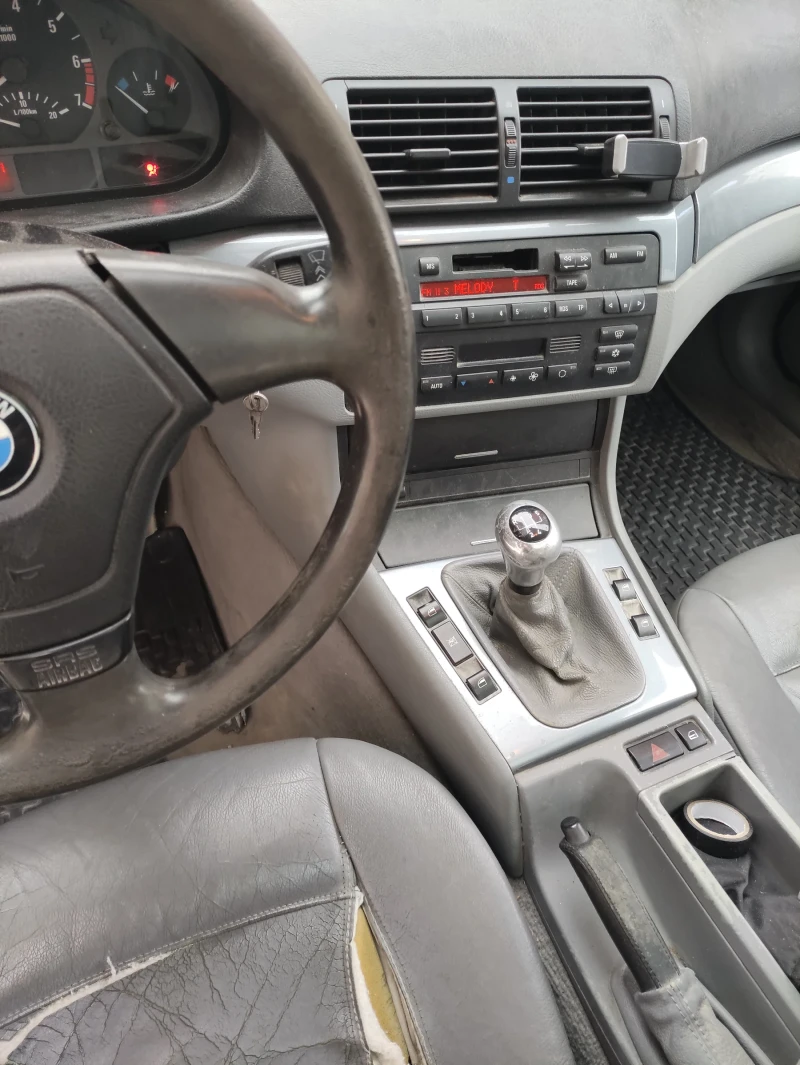 BMW 318, снимка 8 - Автомобили и джипове - 49497739