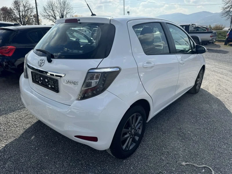 Toyota Yaris 1.4 DID 90hp, снимка 6 - Автомобили и джипове - 52625285