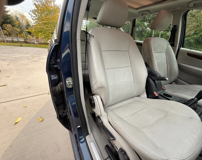 Mercedes-Benz A 170 Avantgarde* Кожа* Подгрев* Панорама* , снимка 11 - Автомобили и джипове - 52133173