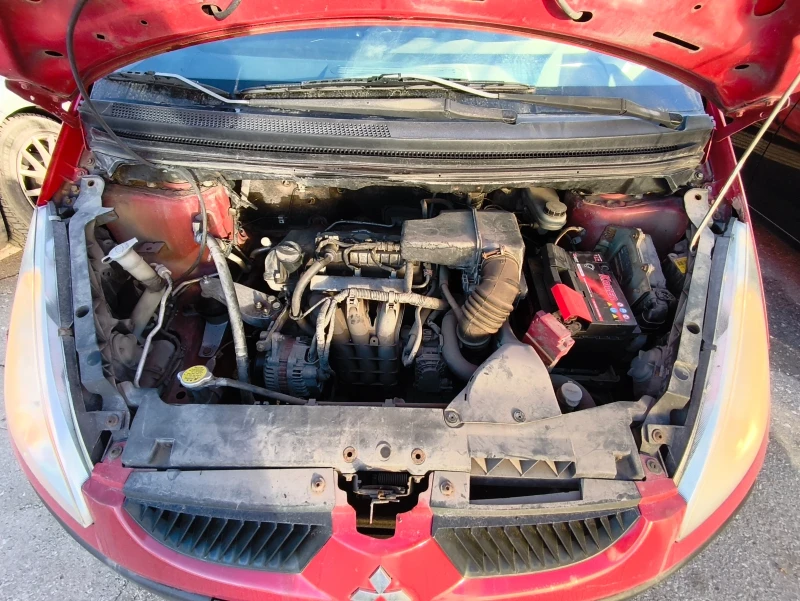 Mitsubishi Colt 1.1, снимка 4 - Автомобили и джипове - 52425656