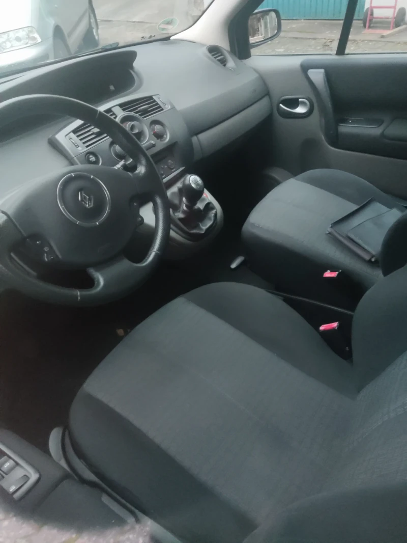 Renault Scenic 1.9, снимка 6 - Автомобили и джипове - 52846898