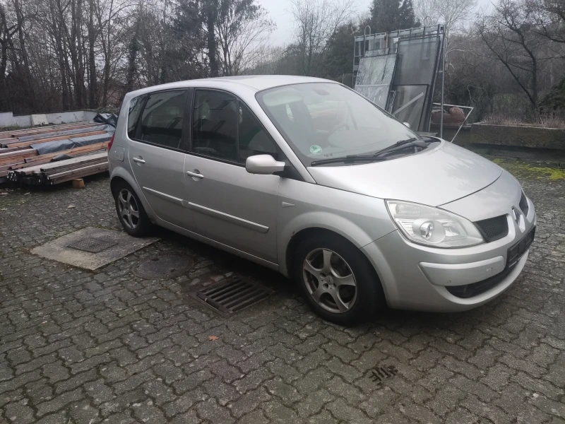 Renault Scenic 1.9, снимка 2 - Автомобили и джипове - 52846898