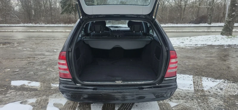 Mercedes-Benz C 200 Compressor, снимка 5 - Автомобили и джипове - 53122088